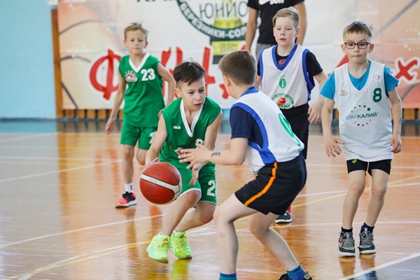 Состоялись главные игры школьной баскетбольной лиги "Калий-Баскет юниор"